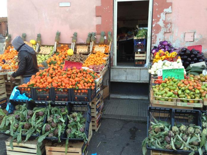 Fresh Fruit and Veg in the Town